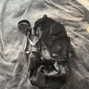Lululemon duffel bag